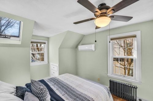 34 Powell Ave, Springfield MA 01118-2165 exterior