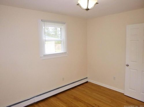 25 Basley Rd, Killingly CT 06239-2010 exterior