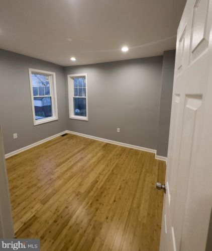 1732 State St, Trenton NJ  08609-2008 exterior