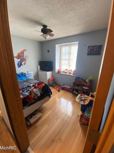 3638 Sheridan Dr, Meskegon MI 49444-4151 exterior