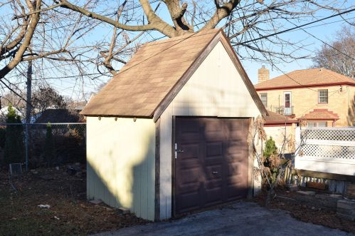 2366 84th St, Milwaukee WI  53226-1902 exterior