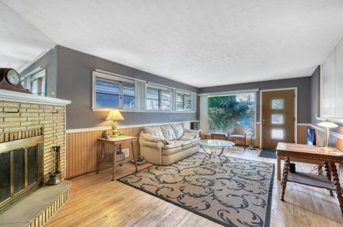 1322 Cleveland Ave, Saint Paul MN 55116-2653 exterior