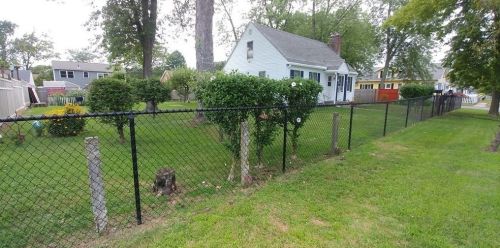 220 Denver St, Springfield, MA 01109-1904