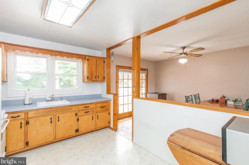 400 Patton Ave, Chester PA  19015-2627 exterior