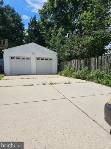 9216 Flower Ave, Silver Spring MD 20912-6641 exterior