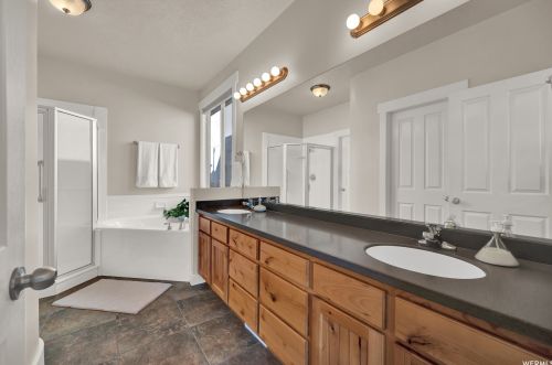 1958 Bluffside Cir, Sandy UT exterior