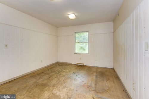 789 Rte 45, Pilesgrove NJ 08098-2528 exterior