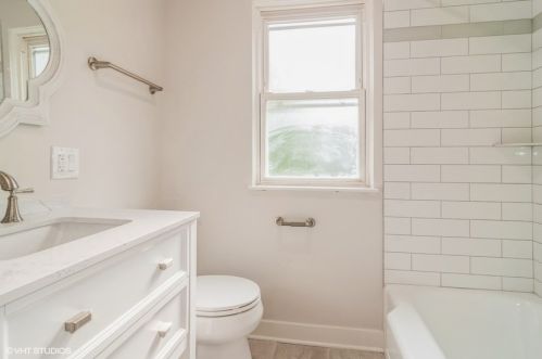 1105 9 Ave, Broadview IL 60153-1331 exterior