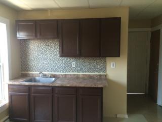 30 Loring St, Springfield MA  01105-2433 exterior