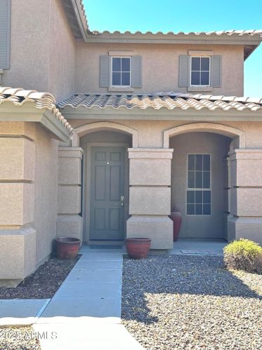 2321 Bonanza Ln, Phoenix AZ  85085-5766 exterior
