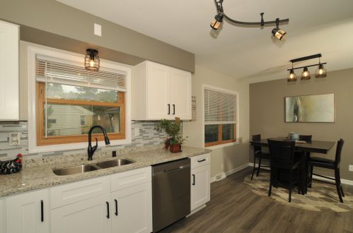 7050 Ohio Ave, Milwaukee, WI 53219-4049