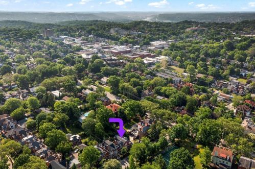 1521 Wightman St, Pittsburgh PA 15217-1407 exterior