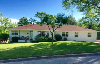 1113 51st St, Birmingham, AL 35222-3921