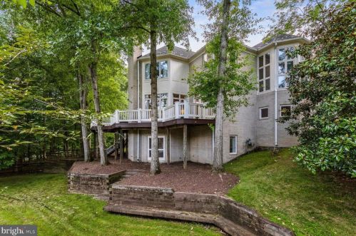 9906 Avenel Farm Dr, Rockville MD 20854-5410 exterior