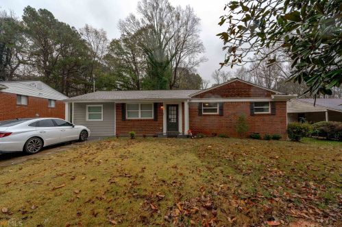 2930 Eleanor Ter, Atlanta GA  30318-6014 exterior