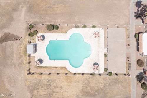 8216 32nd Ave, Phoenix AZ  85051-6022 exterior