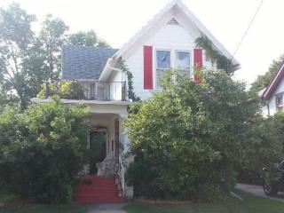 701 Richmond St, Appleton WI  54913-9712 exterior