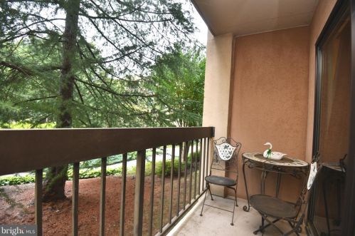 803 Howard St, Alexandria VA 22304-5462 exterior