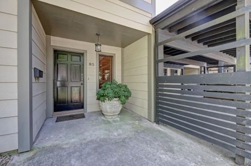 85 Forrest Pl, Atlanta, GA 30328-4871