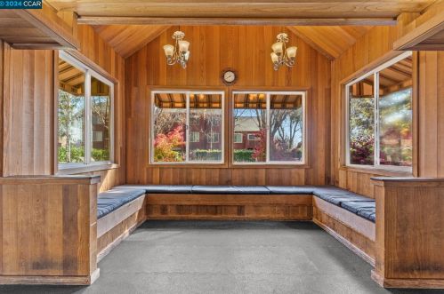 710 Teatree Ct, San Jose CA 95128-4725 exterior