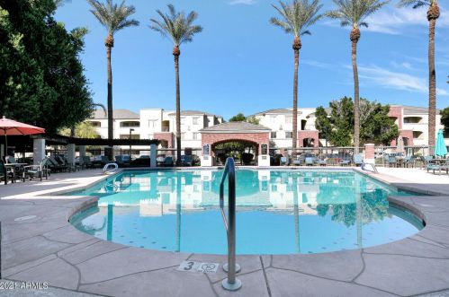 3302 7th St, Phoenix AZ  85014-5445 exterior