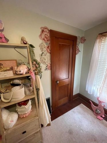 41 Clinton Ave, Norwalk CT 06854-1501 exterior