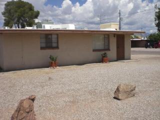 4555 Lee St, Tucson AZ  85712-3948 exterior