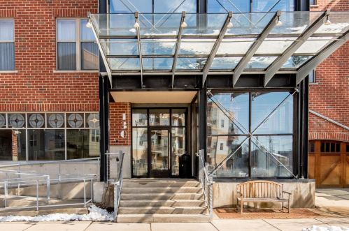 130 Water St, Milwaukee WI  53202-6018 exterior