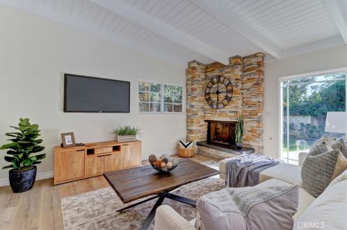 518 El Camino Dr, Fullerton CA  92835-4023 exterior