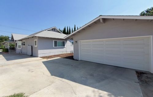 1042 San Juan St, Tustin CA 92780-4627 exterior