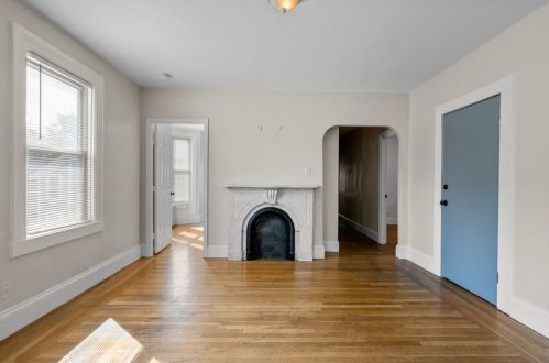 72 Vernon St, Providence RI 02903-3027 exterior