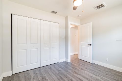 3609 Bay Ave, Tampa FL  33611-4220 exterior