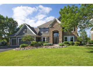 10428 Raleigh Rd, Saint Paul, MN 55129-4202