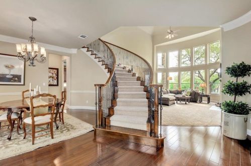 309 Emerald Rdg Dr, Austin TX 78732-1235 exterior