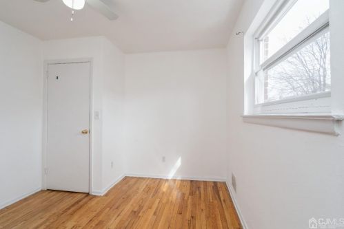 253 11th Ave, New Brunswick NJ 08904-3231 exterior