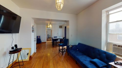 1055 Springfield Ave, Chicago IL 60624-4026 exterior