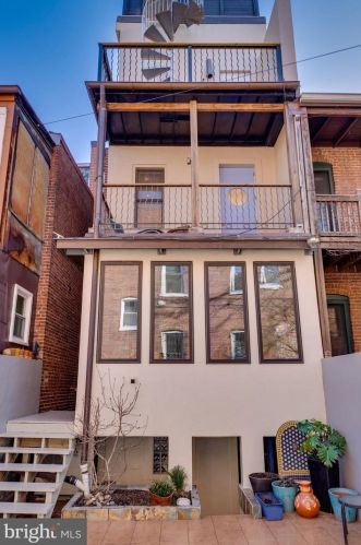 2728 13th St, Washington DC 20018-3901 exterior