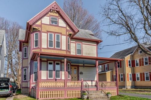 277 Broadway St, Chicopee, MA 01020-2637