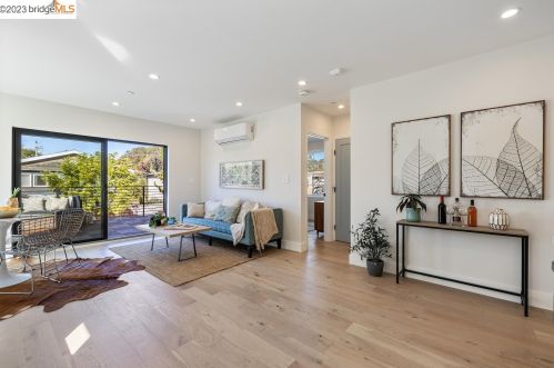 1519 Fairview St, Berkeley CA 94703-2414 exterior