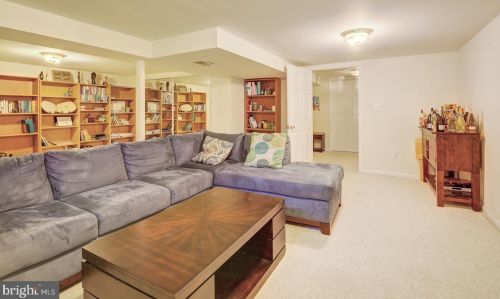 10815 Tenbrook Ct, Silver Spring MD 20901-1029 exterior