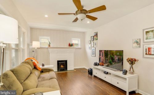 13 Greenwood Ave, Camden NJ 08107-1245 exterior