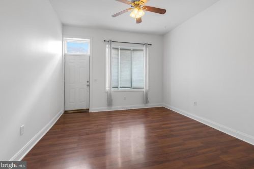 823 Girard Ave, Philadelphia PA  19122-4212 exterior