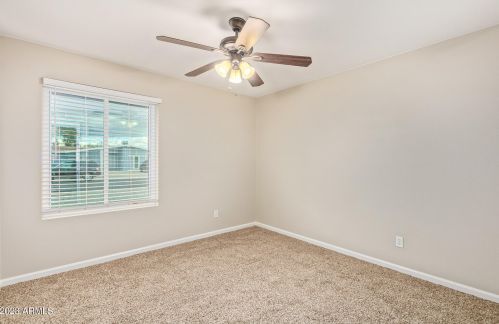 9040 40 Dr, Phoenix AZ 85019-2013 exterior