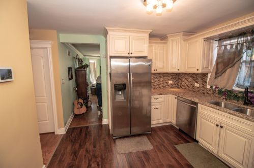 5624 Melvina Ave, Chicago IL 60646-1123 exterior