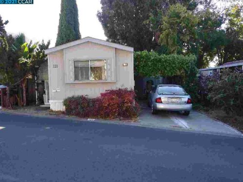 1080 San Miguel Rd, Concord, CA 94518-1351