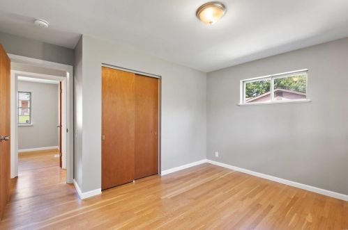 3919 Southern Aire Dr, Saint Louis MO 63125-4440 exterior