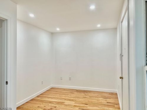 25 Highland St, Paterson NJ  07524-1711 exterior