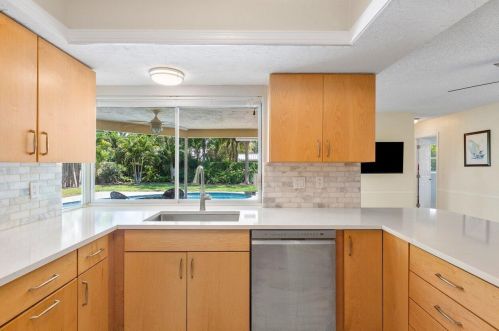 960 20 St, Boca Raton FL 33486-6832 exterior