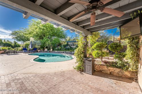 5925 Mina Vis, Tucson AZ 85718-4128 exterior