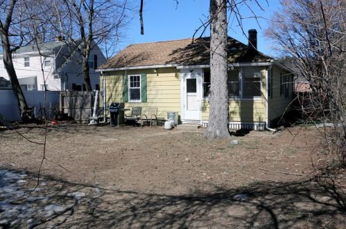 127 Mill St, Worcester MA 01603-2031 exterior